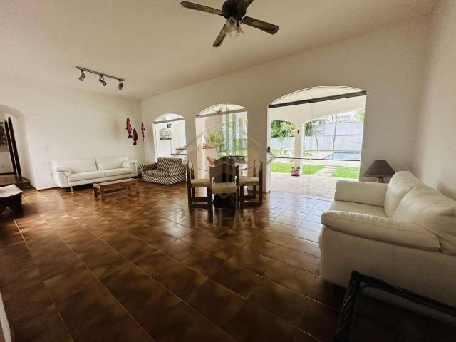 Casa / Sobrado em Condomínio para Venda em Guarujá/SP Jardim Acapulco 4 Quartos