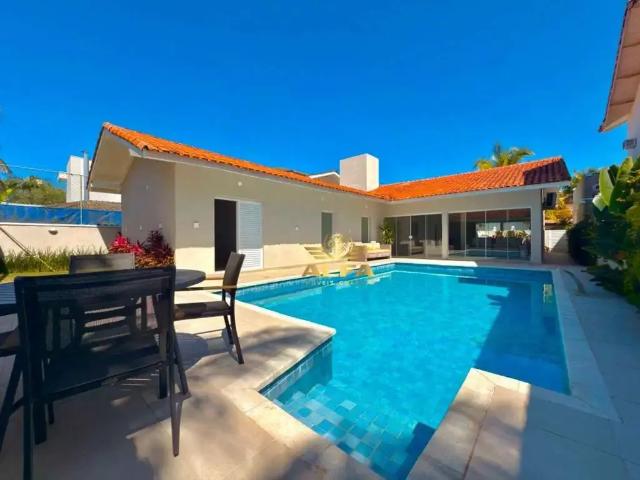 Casa / Sobrado em Condomínio para Venda em Guarujá/SP Jardim Acapulco 4 Quartos