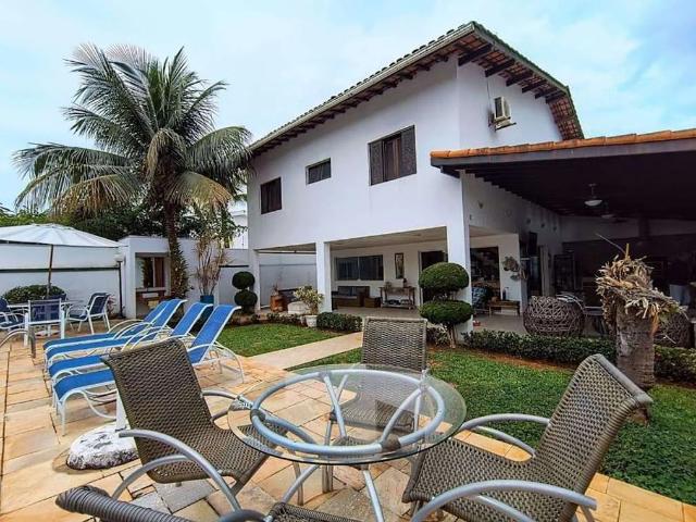 Casa / Sobrado em Condomínio para Venda em Guarujá/SP Jardim Acapulco 6 Quartos