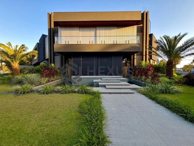 Casa / Sobrado em Condomínio para Venda em Guarujá/SP Jardim Acapulco 9 Quartos