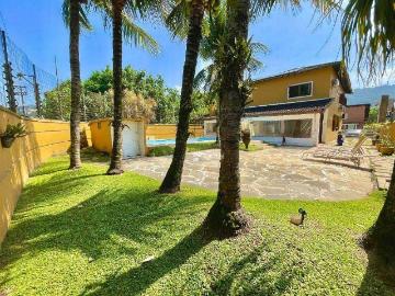Casa / Sobrado em Condomínio para Venda em Guarujá/SP Jardim Três Marias 4 Quartos
