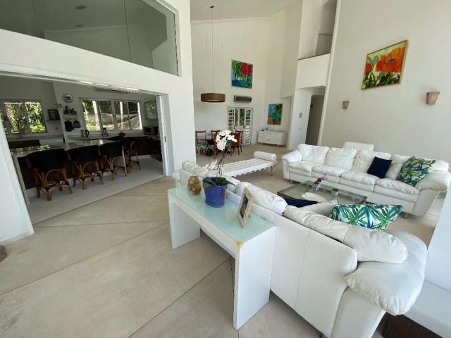Casa / Sobrado em Condomínio para Venda em Guarujá/SP Praia de São Pedro 6 Quartos