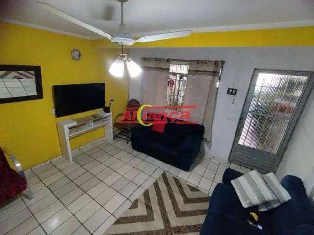 Casa / Sobrado em Condomínio para Venda em Guarulhos/SP Jardim Presidente Dutra 3 Quartos