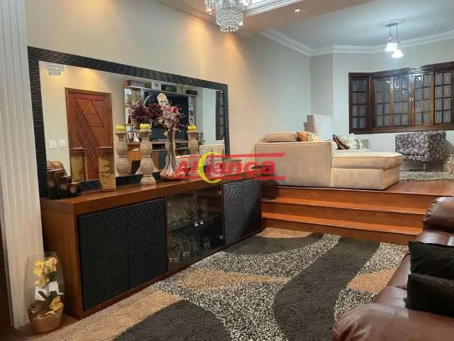 Casa / Sobrado em Condomínio para Venda em Guarulhos/SP Jardim Santa Mena 3 Quartos