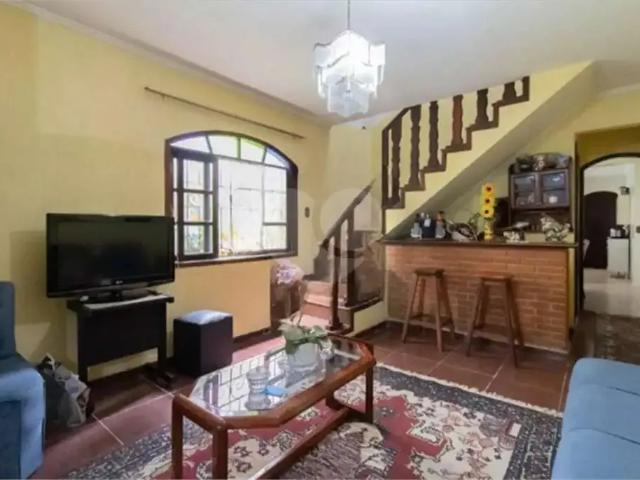 Casa / Sobrado em Condomínio para Venda em Guarulhos/SP Jardim Santa Mena 3 Quartos
