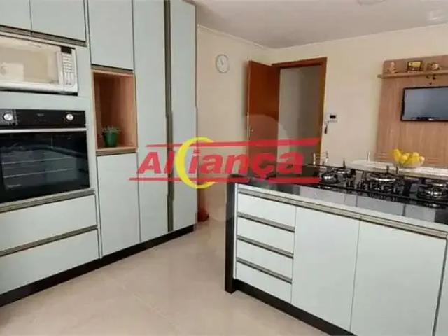 Casa / Sobrado em Condomínio para Venda em Guarulhos/SP Vila Galvão 3 Quartos