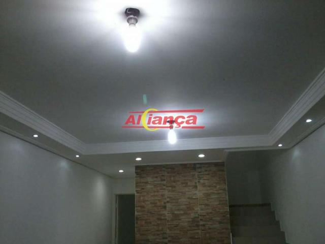 Casa / Sobrado em Condomínio para Venda em Guarulhos/SP Vila Galvão 3 Quartos
