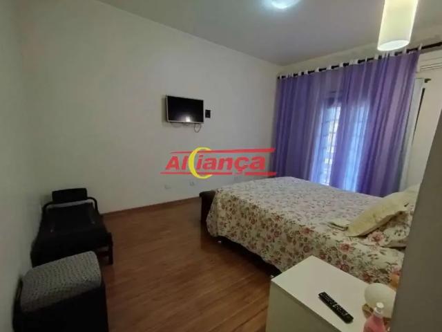 Casa / Sobrado em Condomínio para Venda em Guarulhos/SP Vila Nova Bonsucesso 4 Quartos