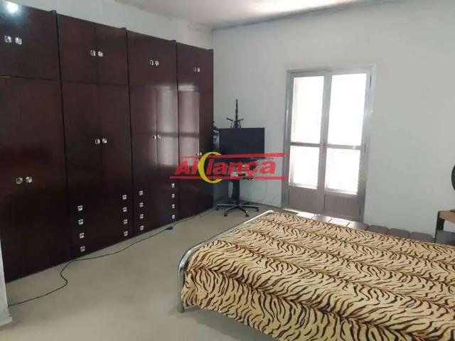 Casa / Sobrado em Condomínio para Venda em Guarulhos/SP Vila Rosália 4 Quartos