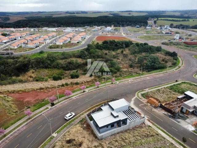 Casa / Sobrado em Condomínio para Venda em Guarapuava/PR Industrial 3 Quartos