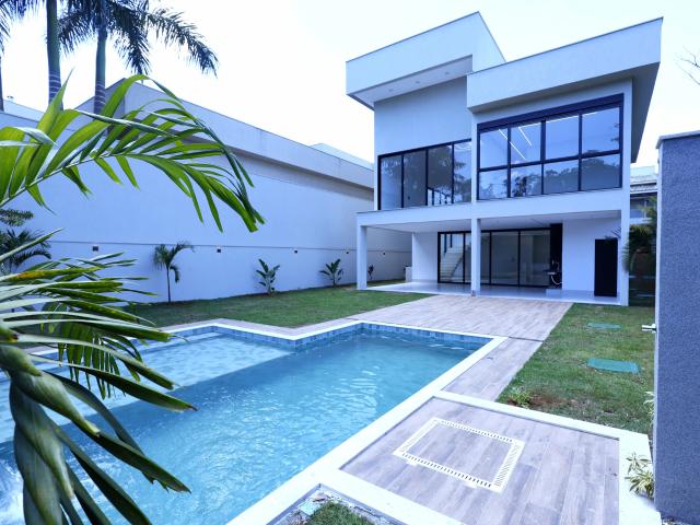 Casa / Sobrado em Condomínio para Venda em Goiânia/GO Condomínio do Lago 2ª Etapa 4 Quartos