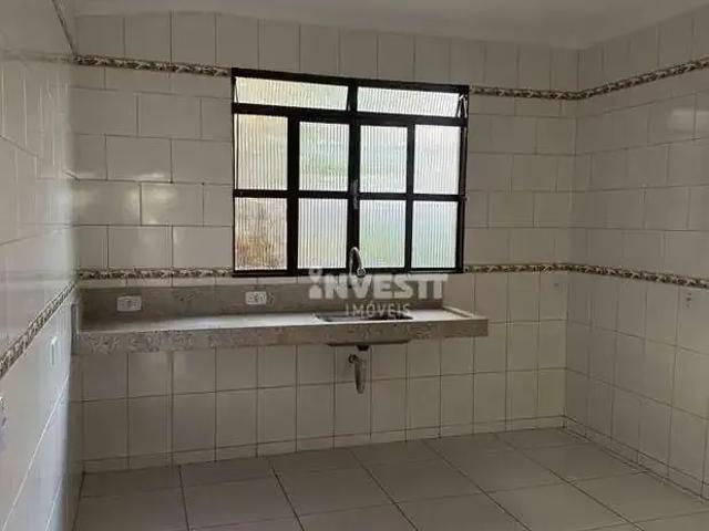 Casa / Sobrado em Condomínio para Venda em Goiânia/GO Fazenda Petrópolis Residencial Monte Verde 3 Quartos
