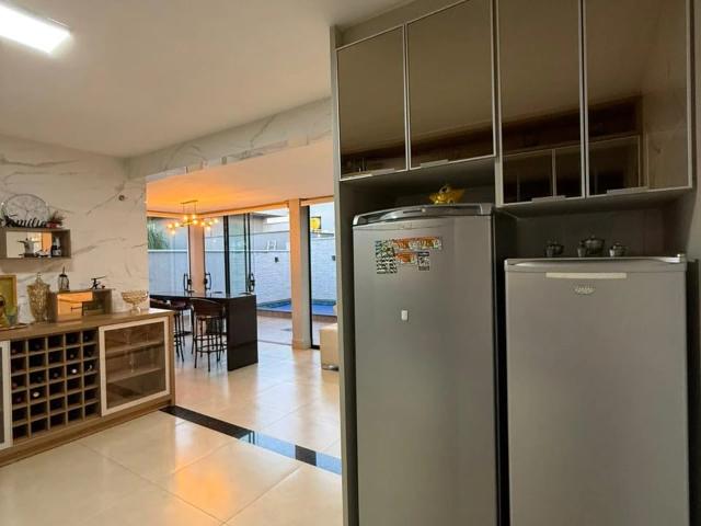 Casa / Sobrado em Condomínio para Venda em Goiânia/GO Jardins Madri 3 Quartos