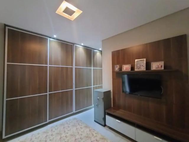 Casa / Sobrado em Condomínio para Venda em Goiânia/GO Jardins Madri 3 Quartos