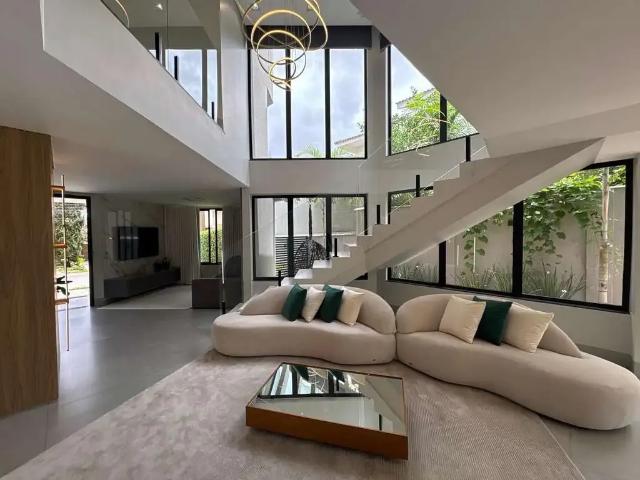 Casa / Sobrado em Condomínio para Venda em Goiânia/GO Jardins Madri 3 Quartos