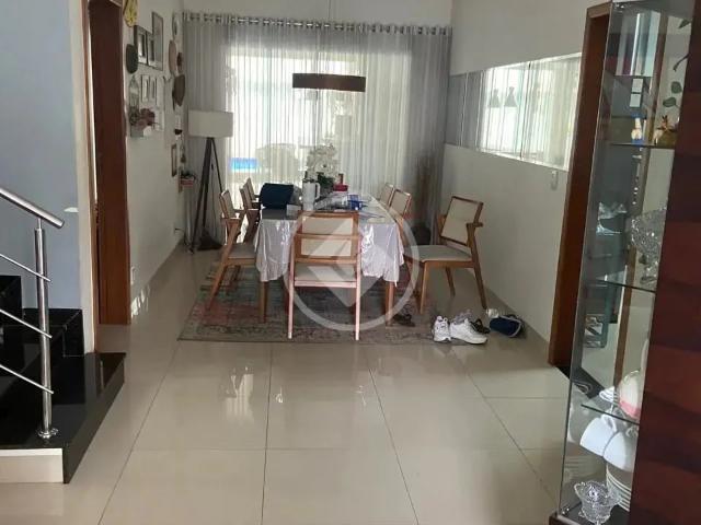 Casa / Sobrado em Condomínio para Venda em Goiânia/GO Jardins Madri 4 Quartos
