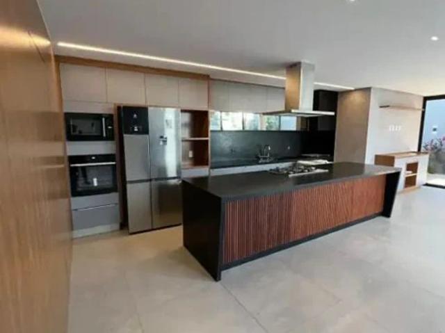 Casa / Sobrado em Condomínio para Venda em Goiânia/GO Jardins Madri 4 Quartos