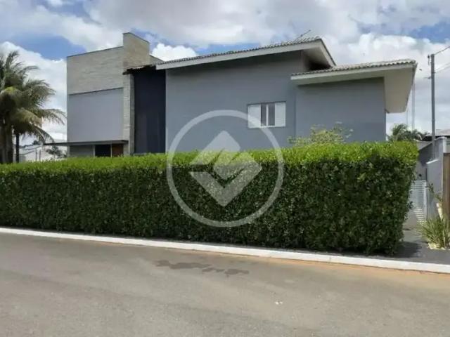 Casa / Sobrado em Condomínio para Venda em Goiânia/GO Jardins Madri 4 Quartos