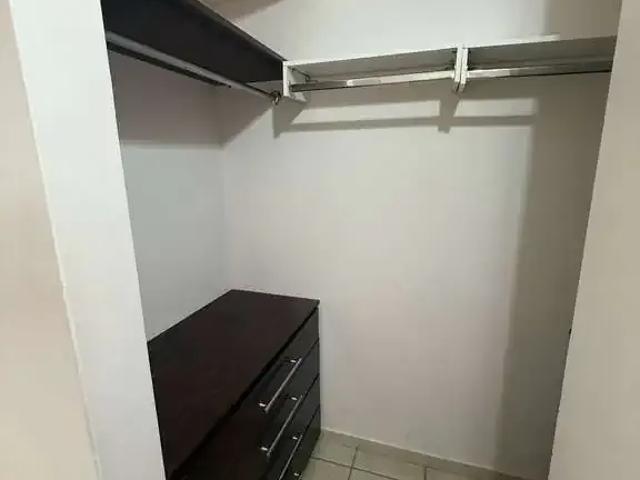 Casa / Sobrado em Condomínio para Venda em Goiânia/GO Jardins Madri 5 Quartos