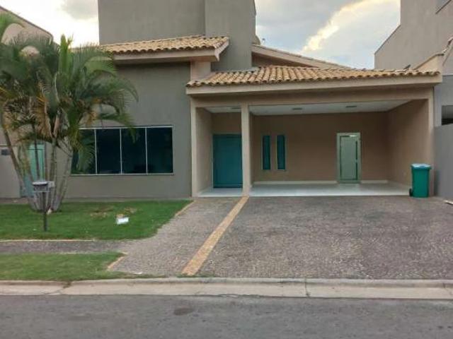Casa / Sobrado em Condomínio para Venda em Goiânia/GO Jardins Lisboa 3 Quartos