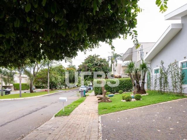 Casa / Sobrado em Condomínio para Venda em Goiânia/GO Loteamento Portal do Sol II 3 Quartos