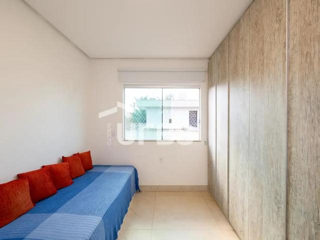 Casa / Sobrado em Condomínio para Venda em Goiânia/GO Loteamento Portal do Sol II 3 Quartos