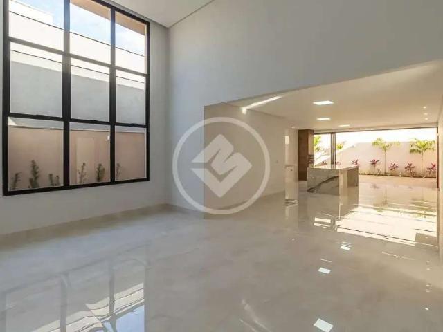 Casa / Sobrado em Condomínio para Venda em Goiânia/GO Residencial Goiânia Golfe Clube 4 Quartos