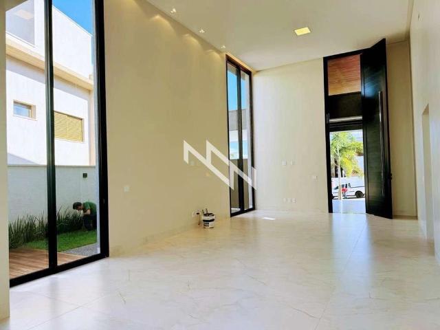 Casa / Sobrado em Condomínio para Venda em Goiânia/GO Residencial Goiânia Golfe Clube 3 Quartos