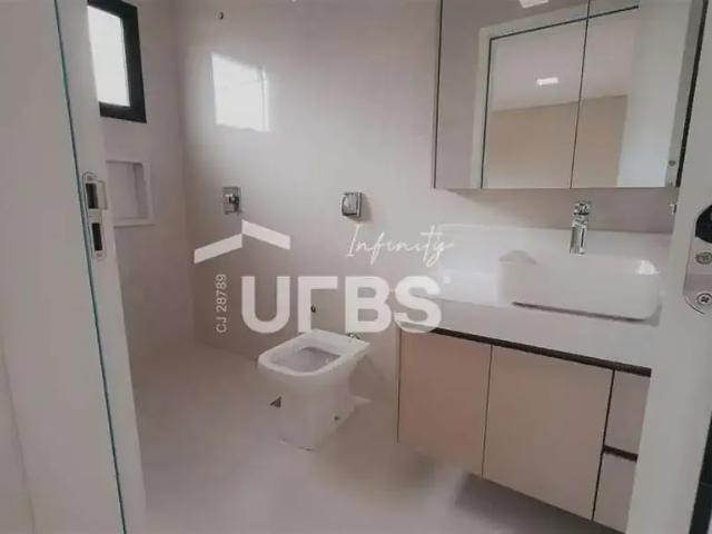 Casa / Sobrado em Condomínio para Venda em Goiânia/GO Residencial Goiânia Golfe Clube 4 Quartos