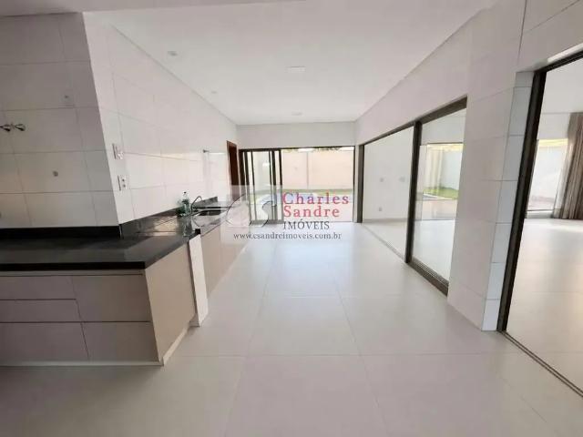 Casa / Sobrado em Condomínio para Venda em Goiânia/GO Residencial Goiânia Golfe Clube 4 Quartos