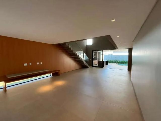 Casa / Sobrado em Condomínio para Venda em Goiânia/GO Residencial Goiânia Golfe Clube 4 Quartos