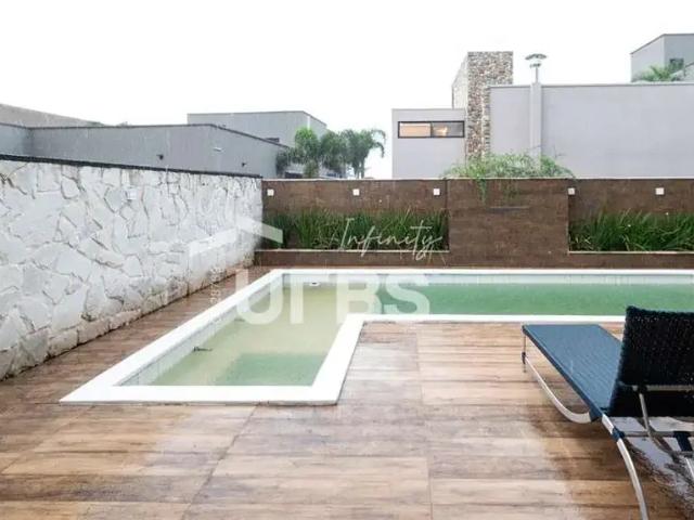 Casa / Sobrado em Condomínio para Venda em Goiânia/GO Residencial Goiânia Golfe Clube 4 Quartos