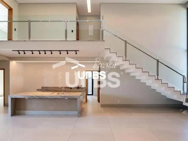 Casa / Sobrado em Condomínio para Venda em Goiânia/GO Residencial Goiânia Golfe Clube 4 Quartos