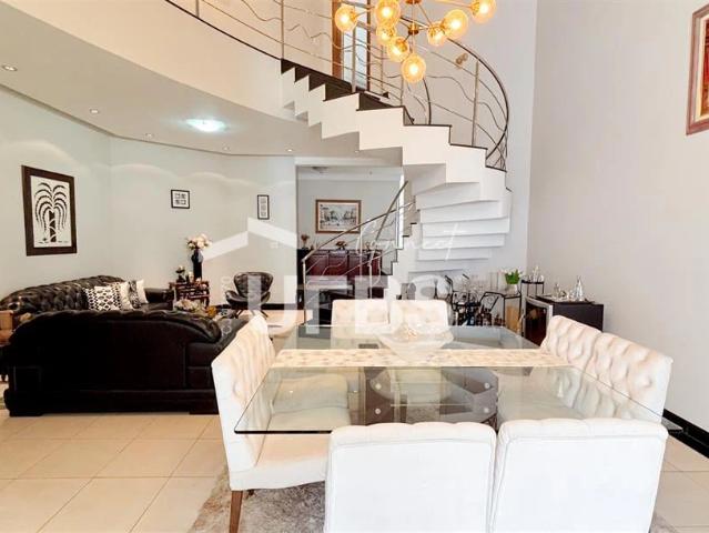 Casa / Sobrado em Condomínio para Venda em Goiânia/GO Residencial Granville 4 Quartos