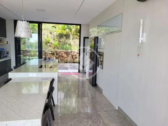 Casa / Sobrado em Condomínio para Venda em Goiânia/GO Residencial Parque Mendanha 4 Quartos