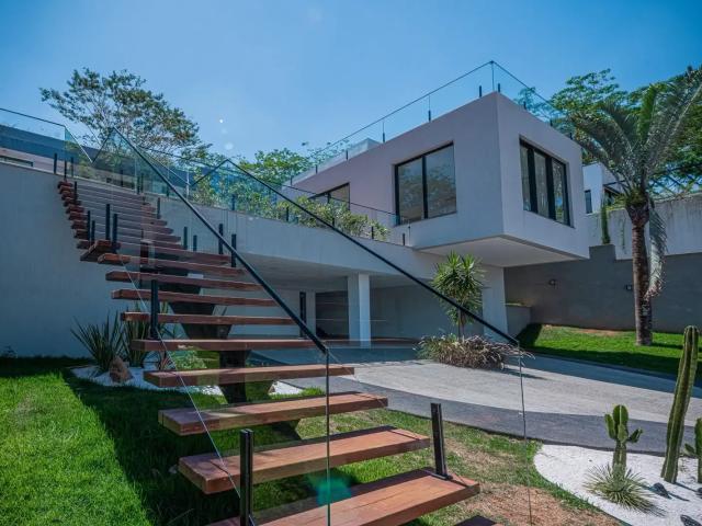 Casa / Sobrado em Condomínio para Venda em Goiânia/GO Residencial Parque Mendanha 4 Quartos