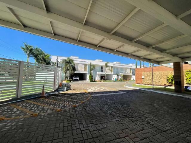 Casa / Sobrado em Condomínio para Venda em Goiânia/GO Santa Genoveva 4 Quartos