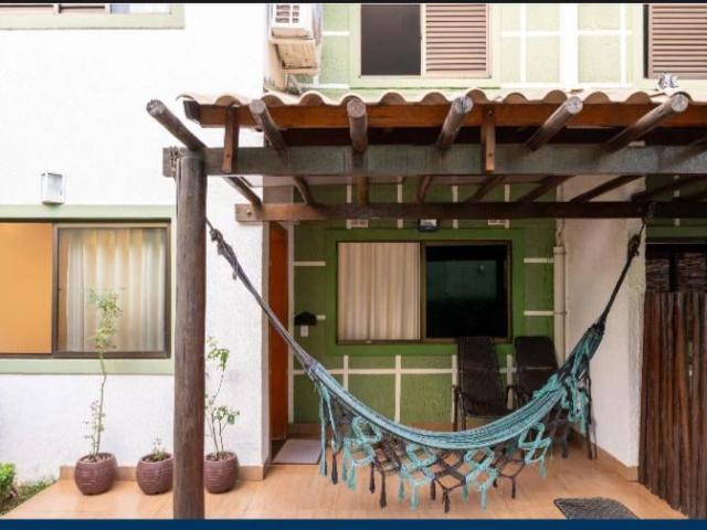 Casa / Sobrado em Condomínio para Venda em Goiânia/GO Setor Sudoeste 3 Quartos