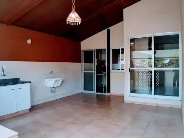 Casa / Sobrado em Condomínio para Venda em Goiânia/GO Sítio de Recreio Ipê 3 Quartos