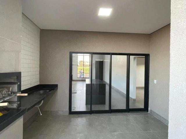 Casa / Sobrado em Condomínio para Venda em Goianira/GO Rosa de Leiria Condomínio Horizontal 3 Quartos