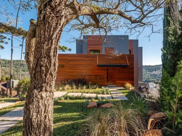 Casa / Sobrado em Condomínio para Venda em Gramado/RS Alphaville 4 Quartos