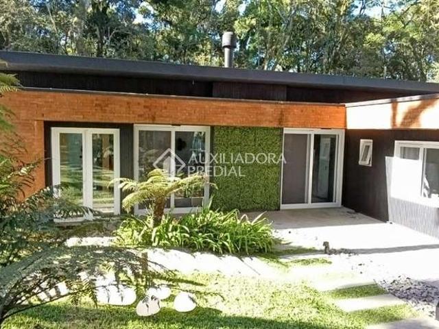 Casa / Sobrado em Condomínio para Venda em Gramado/RS Centro 4 Quartos