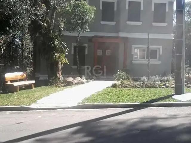 Casa / Sobrado em Condomínio para Venda em Gramado/RS Floresta 3 Quartos