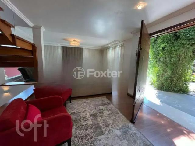 Casa / Sobrado em Condomínio para Venda em Gramado/RS Floresta 3 Quartos