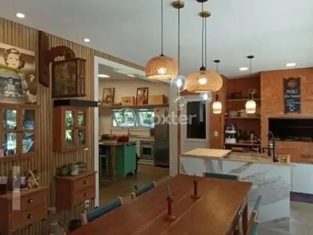 Casa / Sobrado em Condomínio para Venda em Gramado/RS Moura 4 Quartos