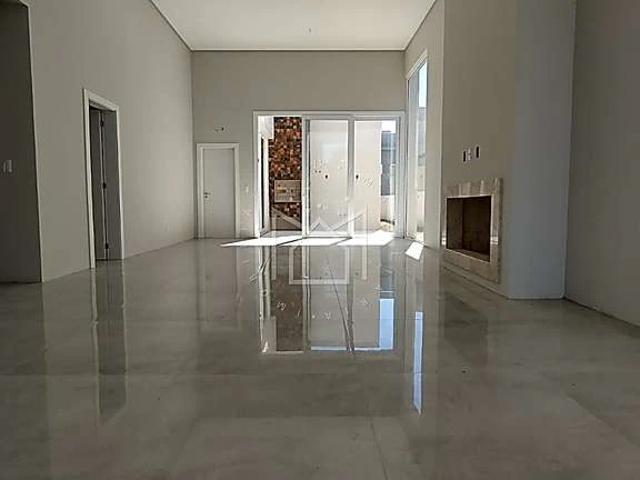 Casa / Sobrado em Condomínio para Venda em Gravataí/RS Alphaville 3 Quartos