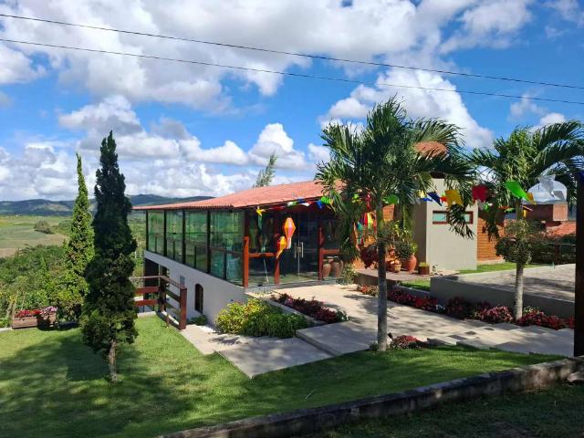 Casa / Sobrado em Condomínio para Venda em Gravatá/PE Ponto Alto 6 Quartos