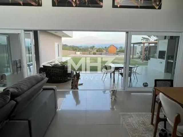 Casa / Sobrado em Condomínio para Venda em Holambra/SP Centro 4 Quartos