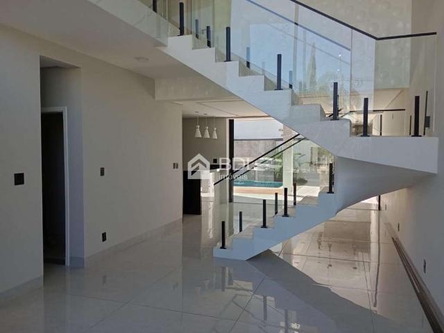 Casa / Sobrado em Condomínio para Venda em Hortolândia/SP Jardim Golden Park Residence 4 Quartos