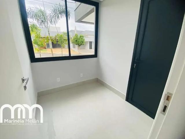 Casa / Sobrado em Condomínio para Venda em Hortolândia/SP Parque Olívio Franceschini 3 Quartos